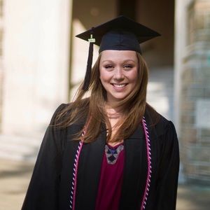 Meet your Posher, Lauren